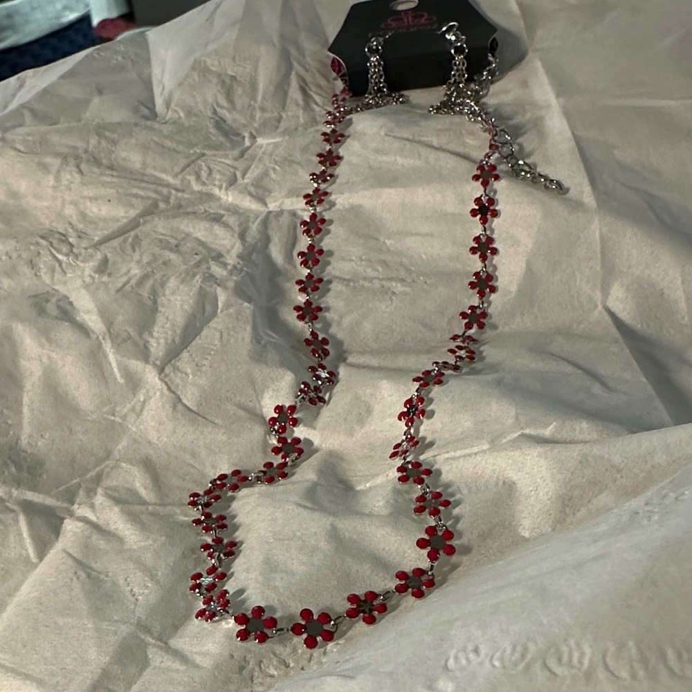 Paparazzi Red Blossom Necklace